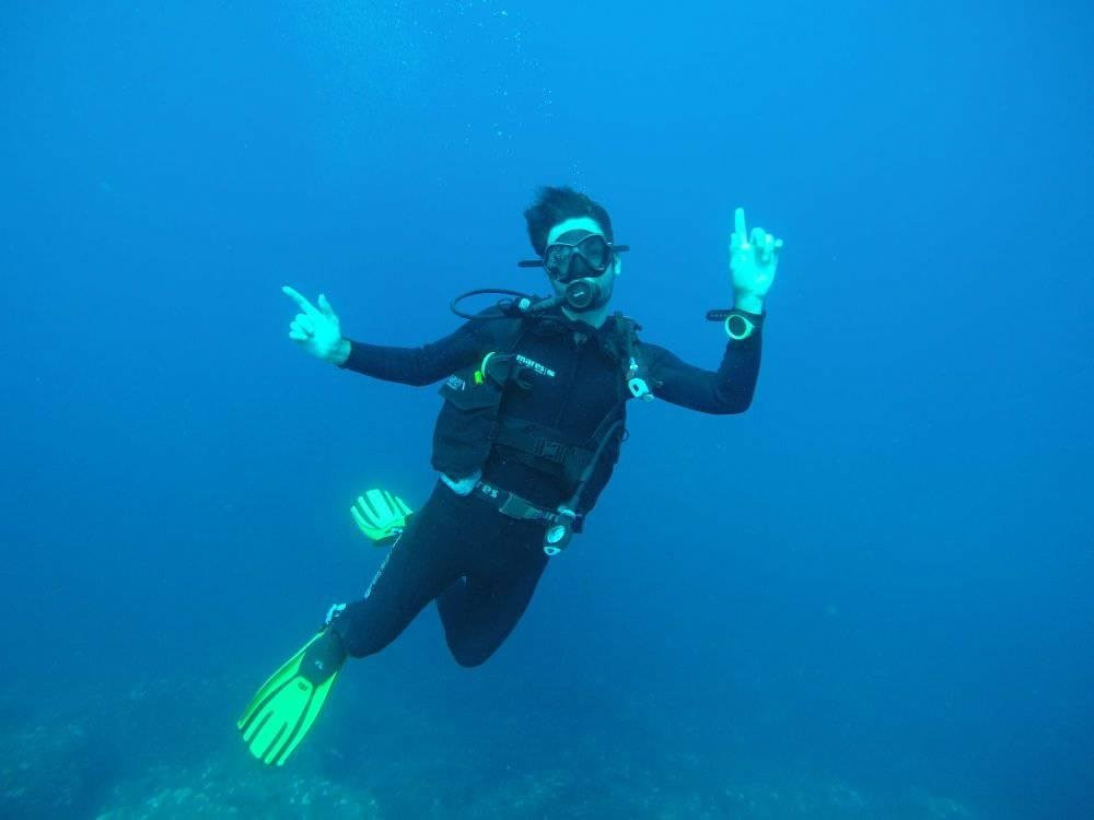 Divestar Ibiza Vip-圣欧拉利娅尔德里奥必去景点