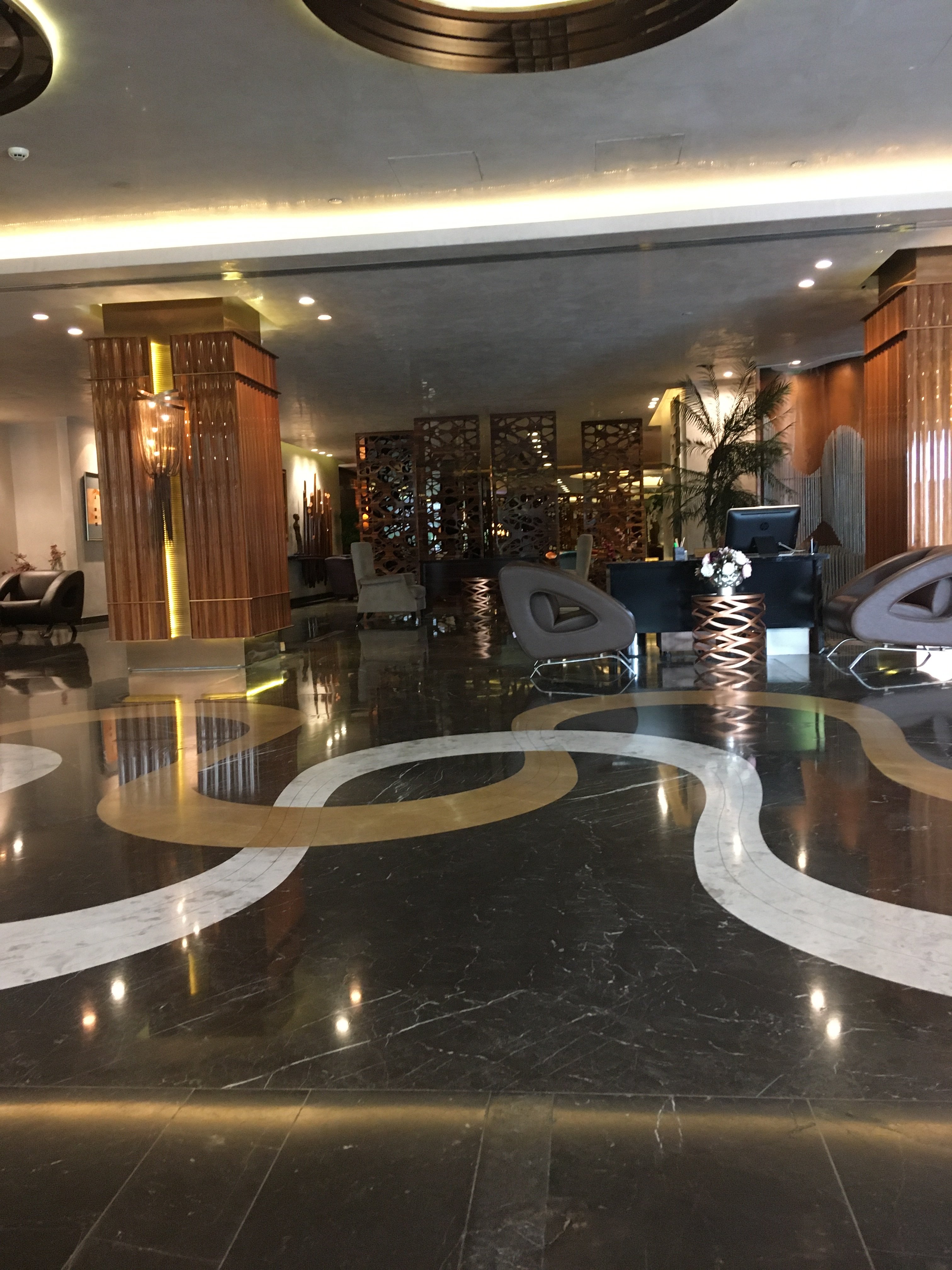 Gold Majesty Hotel-官方
