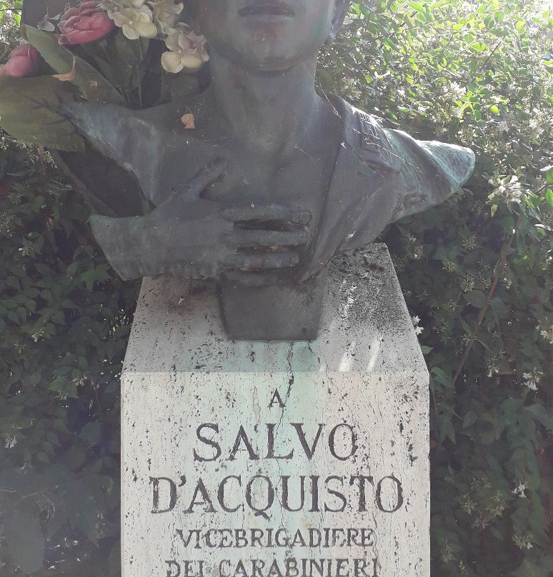 Monumento A Salvo D'acquisto景点图片