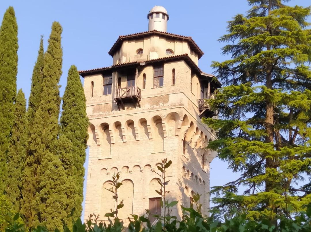 Torre San Marco-加尔多内里维耶拉必去景点