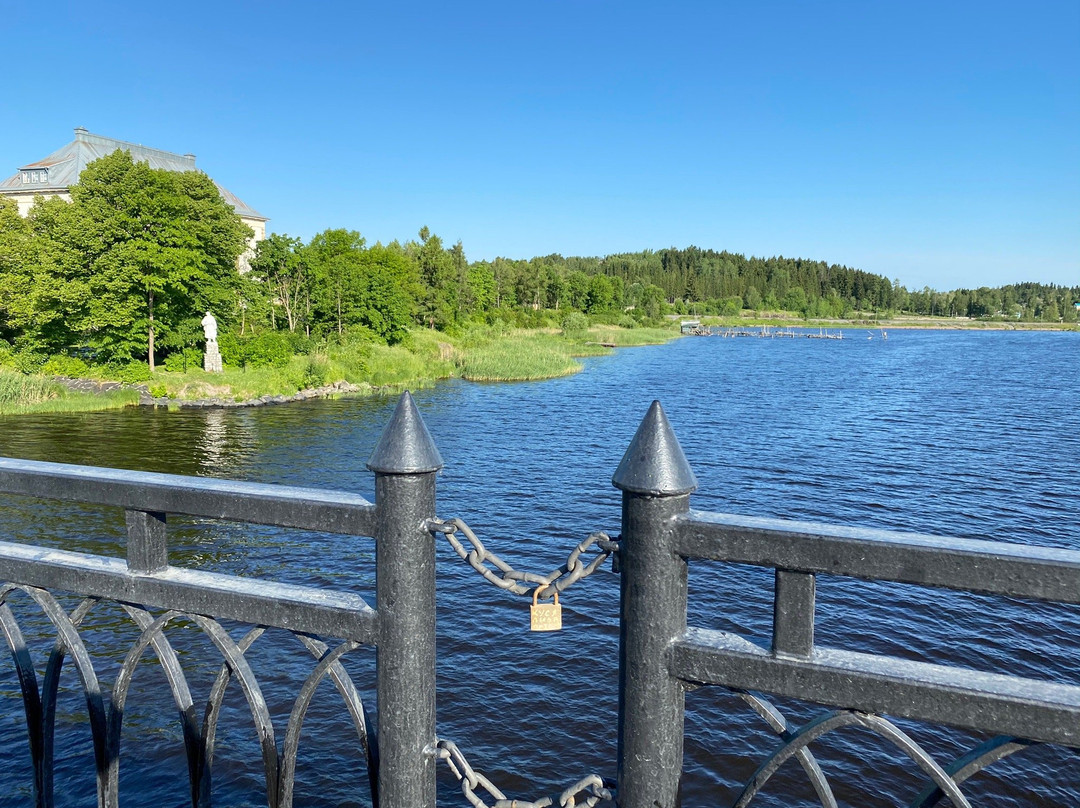 Karelian Bridge景点图片