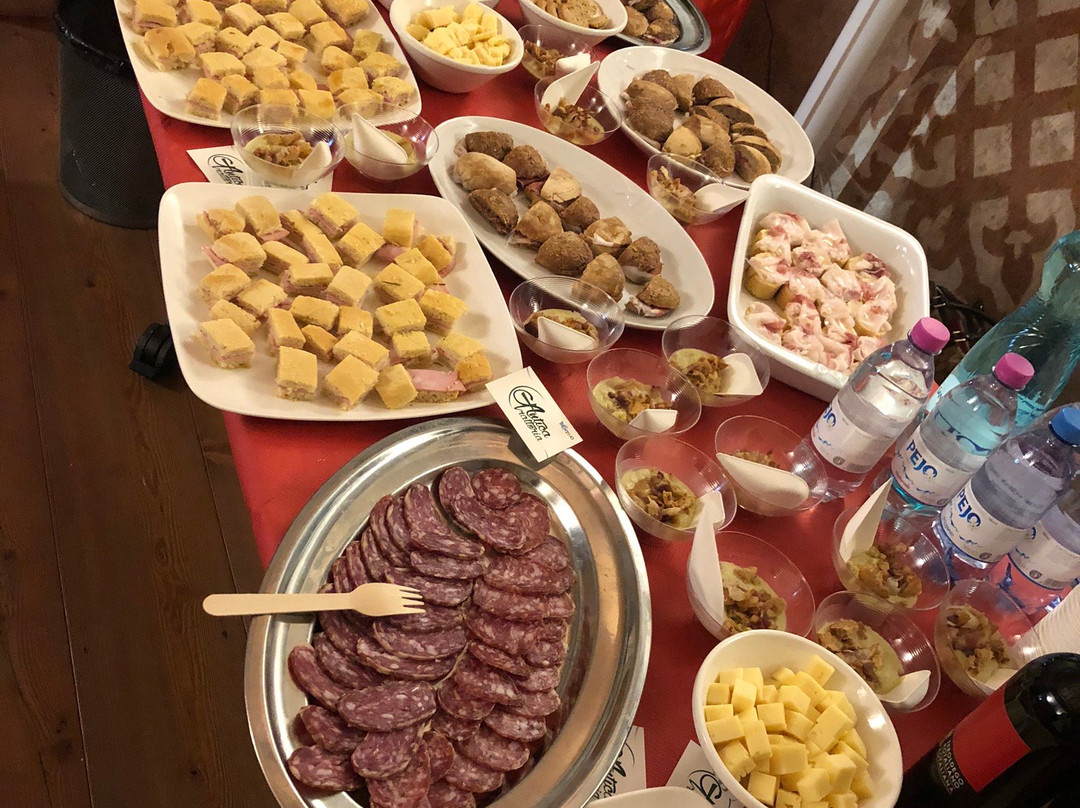 安帝卡特拉托利雅酒店主图