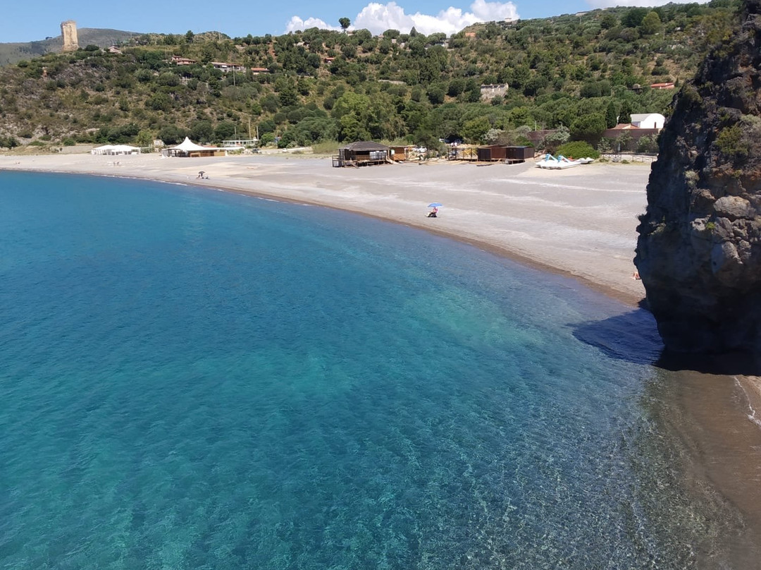 Spiaggia libera Lentiscelle景点图片