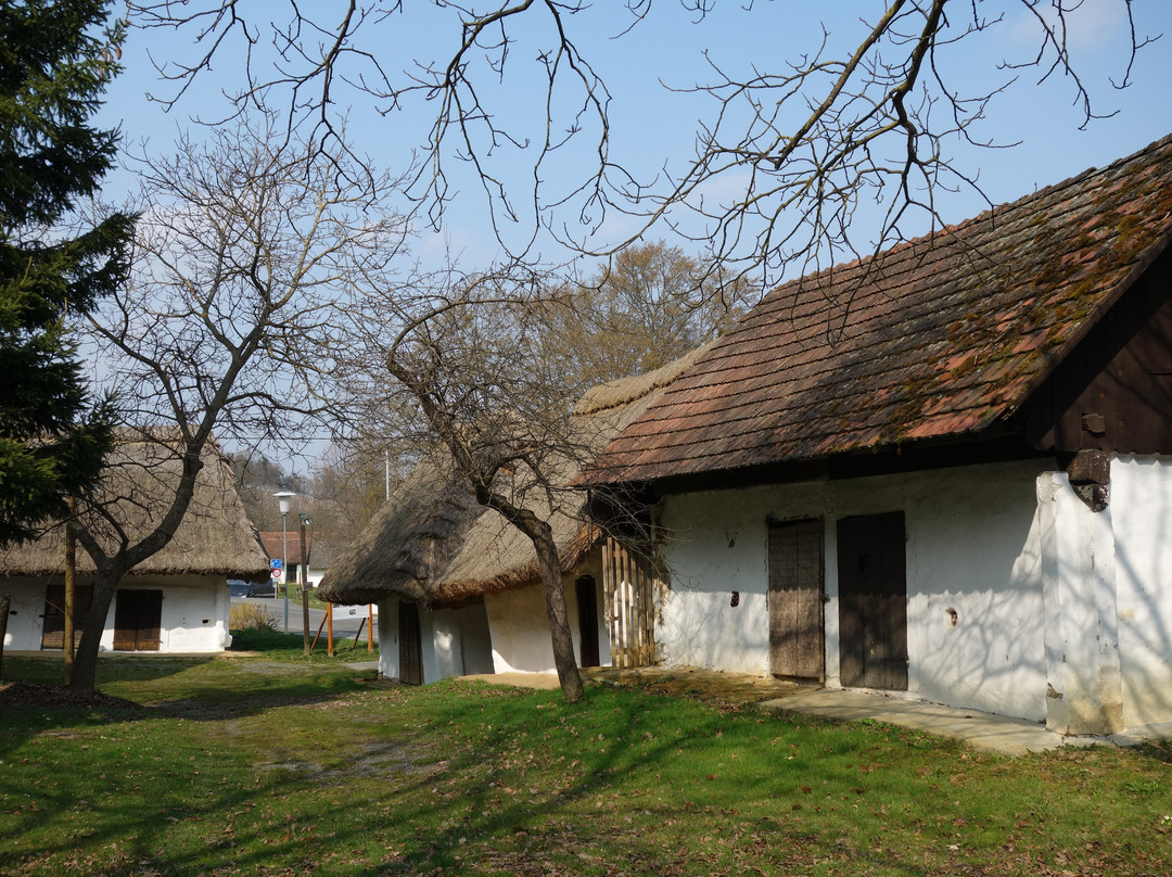 Kellerviertel Heiligenbrunn-Heiligenbrunn必去景点