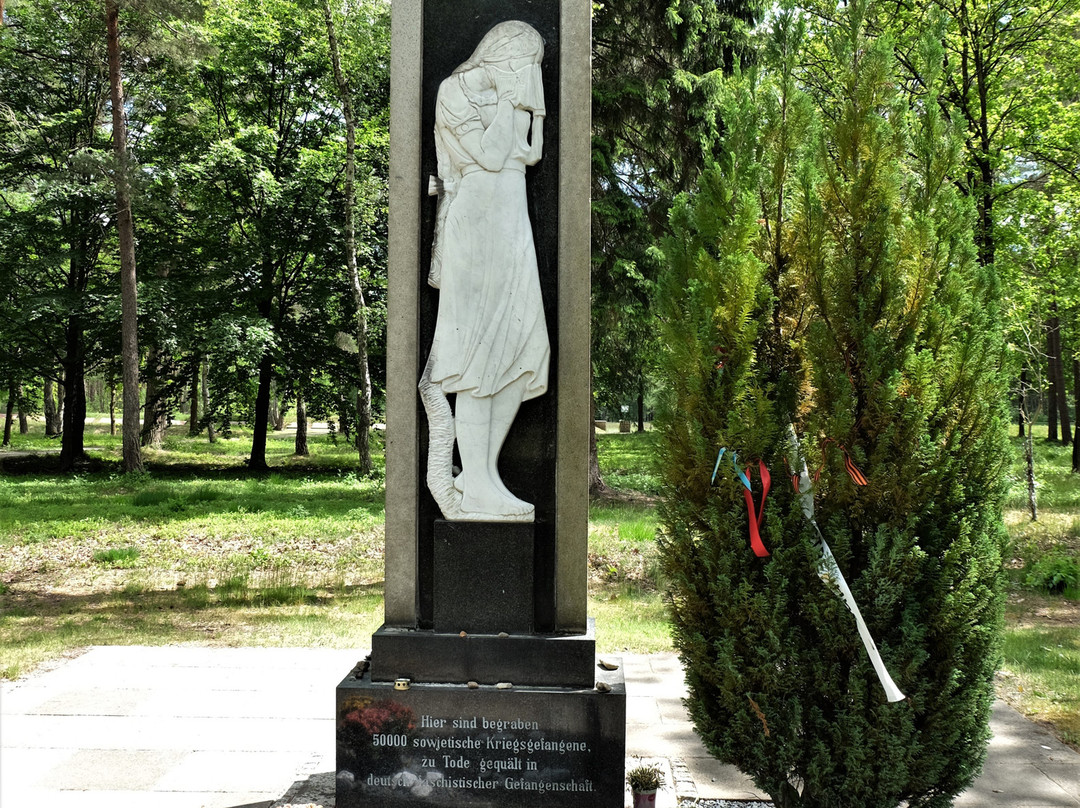 Sowjetischer Kriegsgefangenenfriedhof