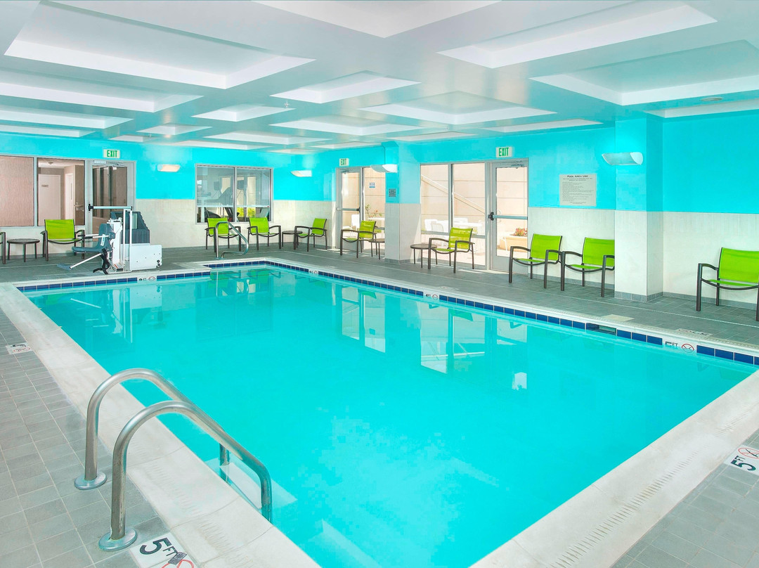 费尔法克斯费尔奥克斯春季山丘套房主图