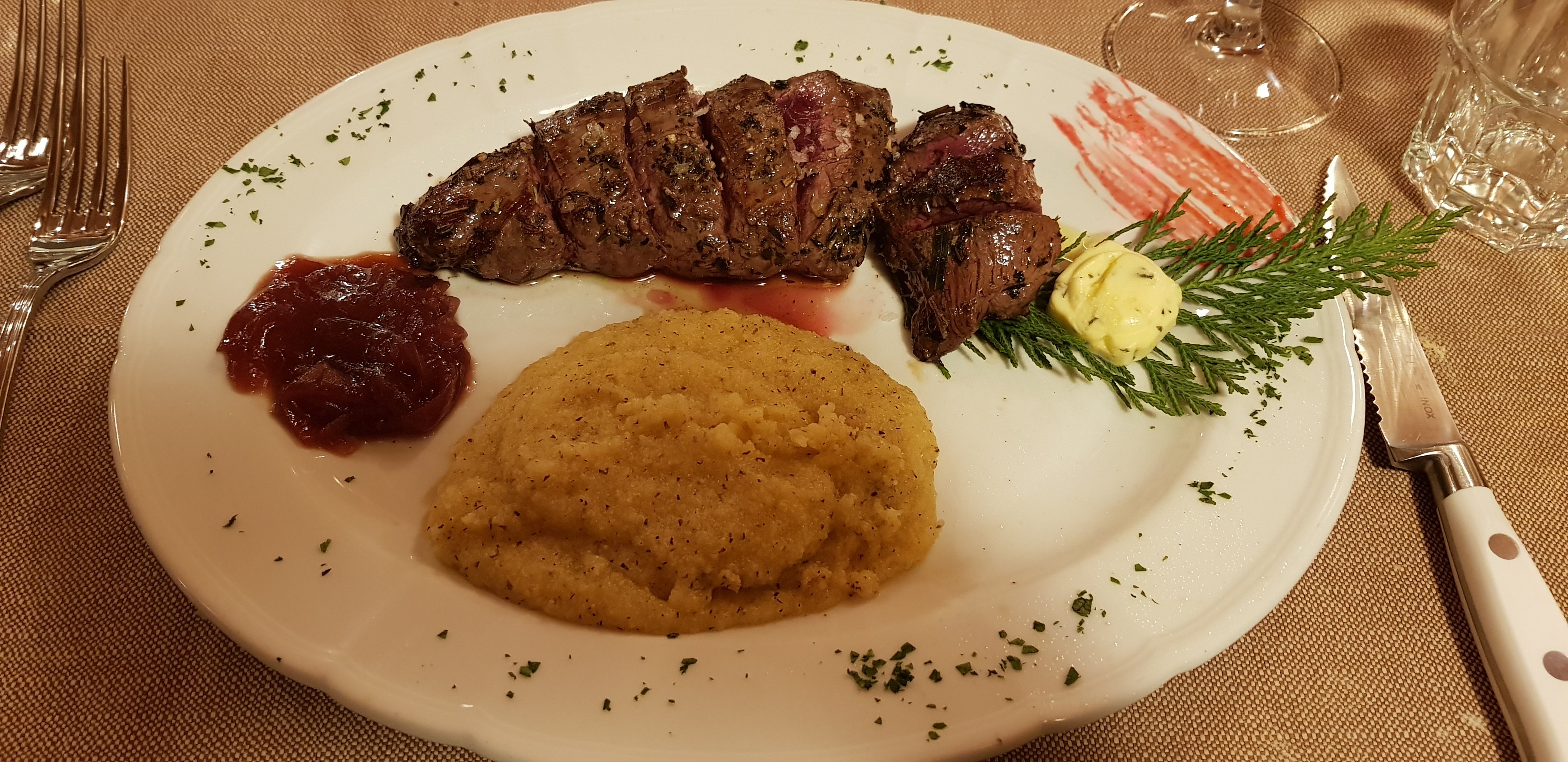 Hotel Le Clou-餐饮