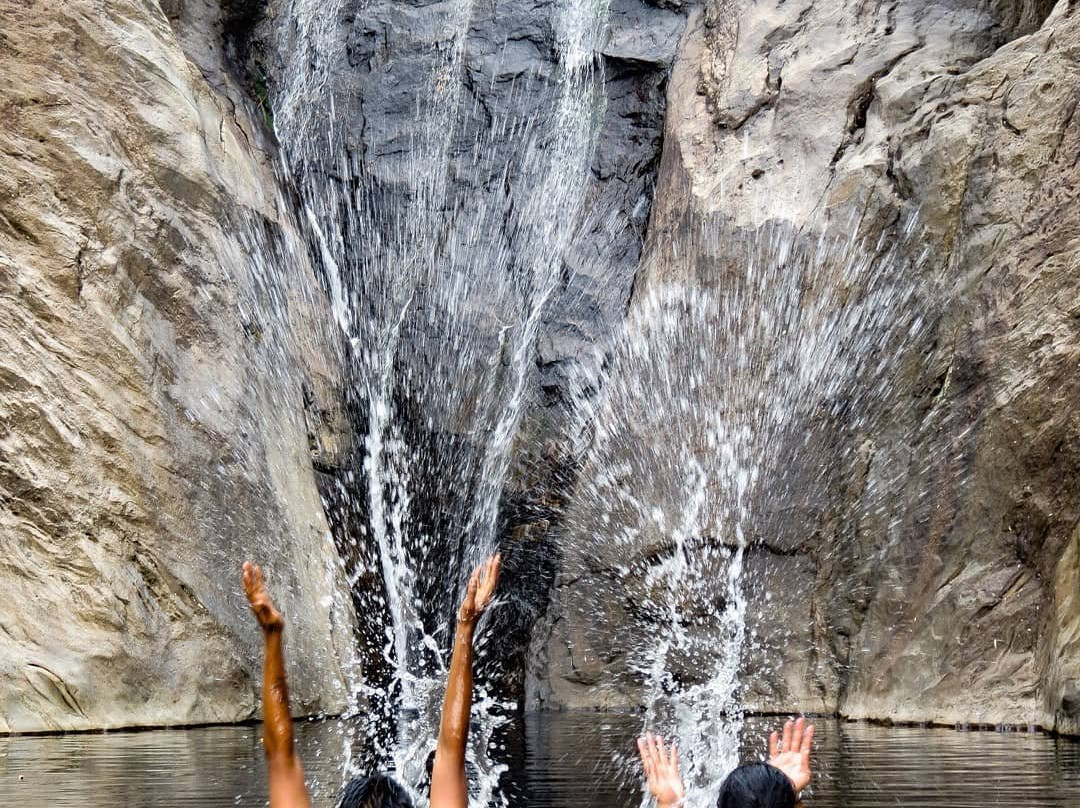 Kattikkayam Waterfalls景点图片