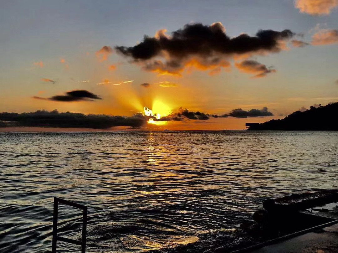 魔法岛度假酒店主图