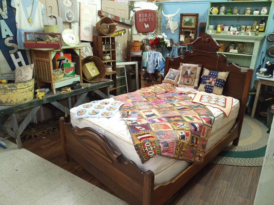 Brick Street Gallery-开普吉拉多必去景点