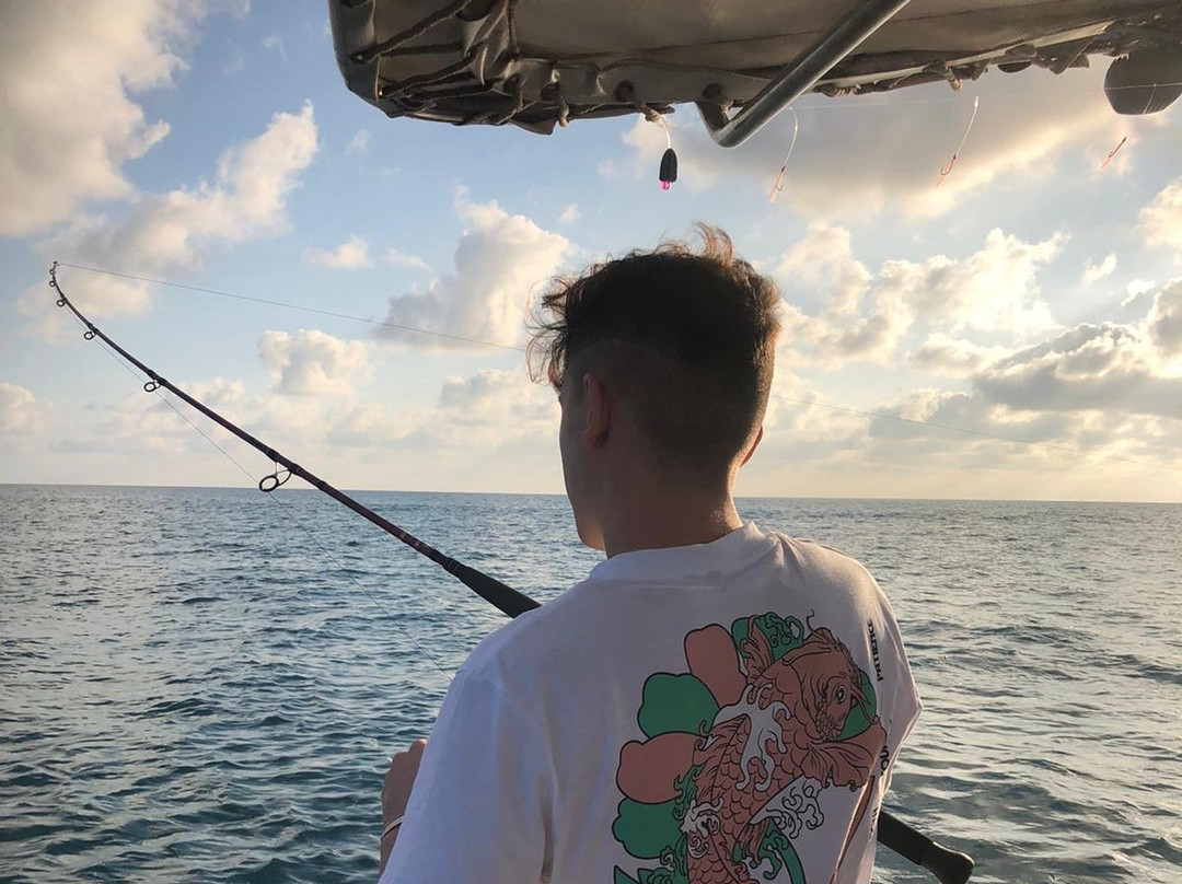 Attack Fishing Tour景点图片