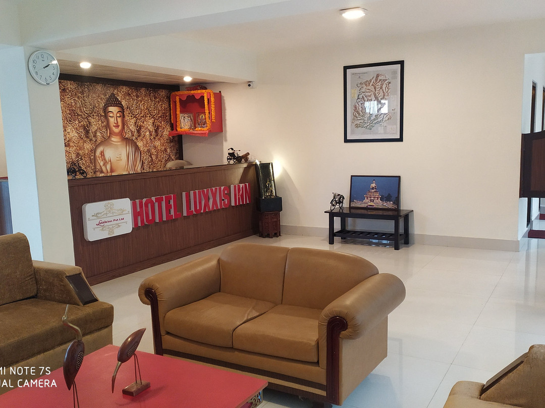 Hotel Luxxis Inn主图