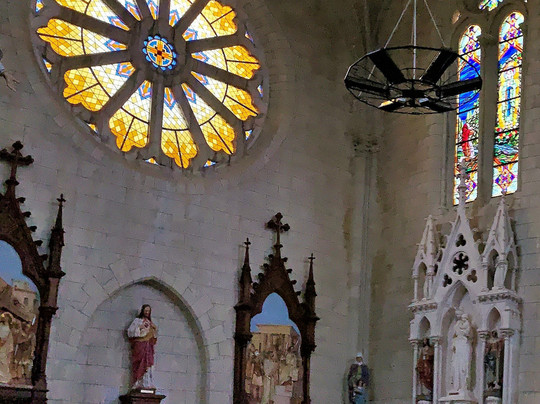 Eglise Saint-Louis-Coron必去景点