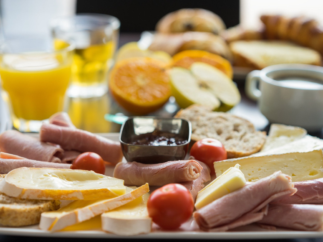 Hotel The Originals Carcassonne Pont Rouge主图