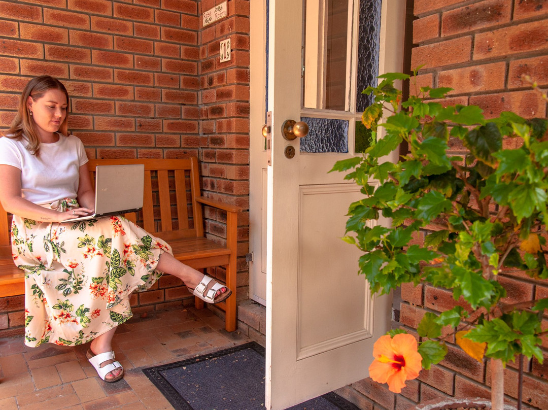 Rustic Manor Bed and Breakfast in Tokai主图