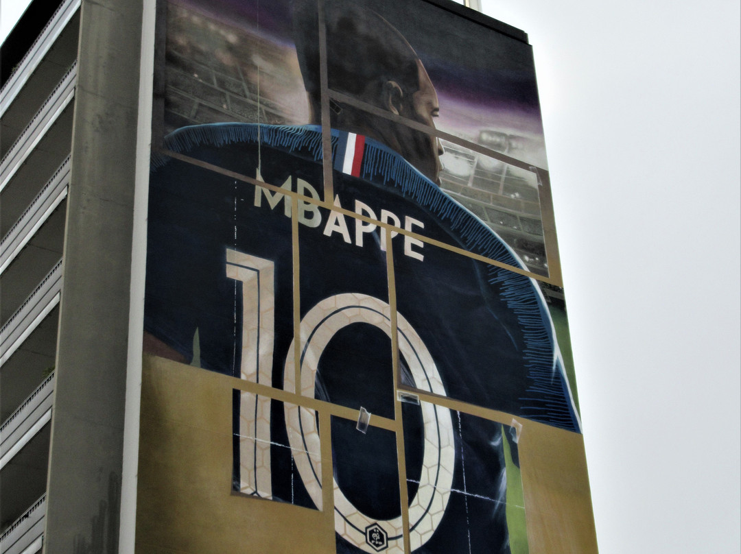 Fresque "Kylian Mbappé"景点图片