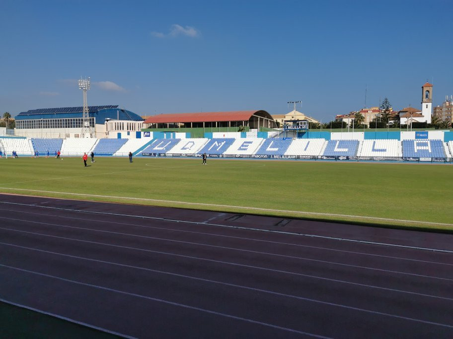 Campo de Fútbol "Fernando Pernia"景点图片