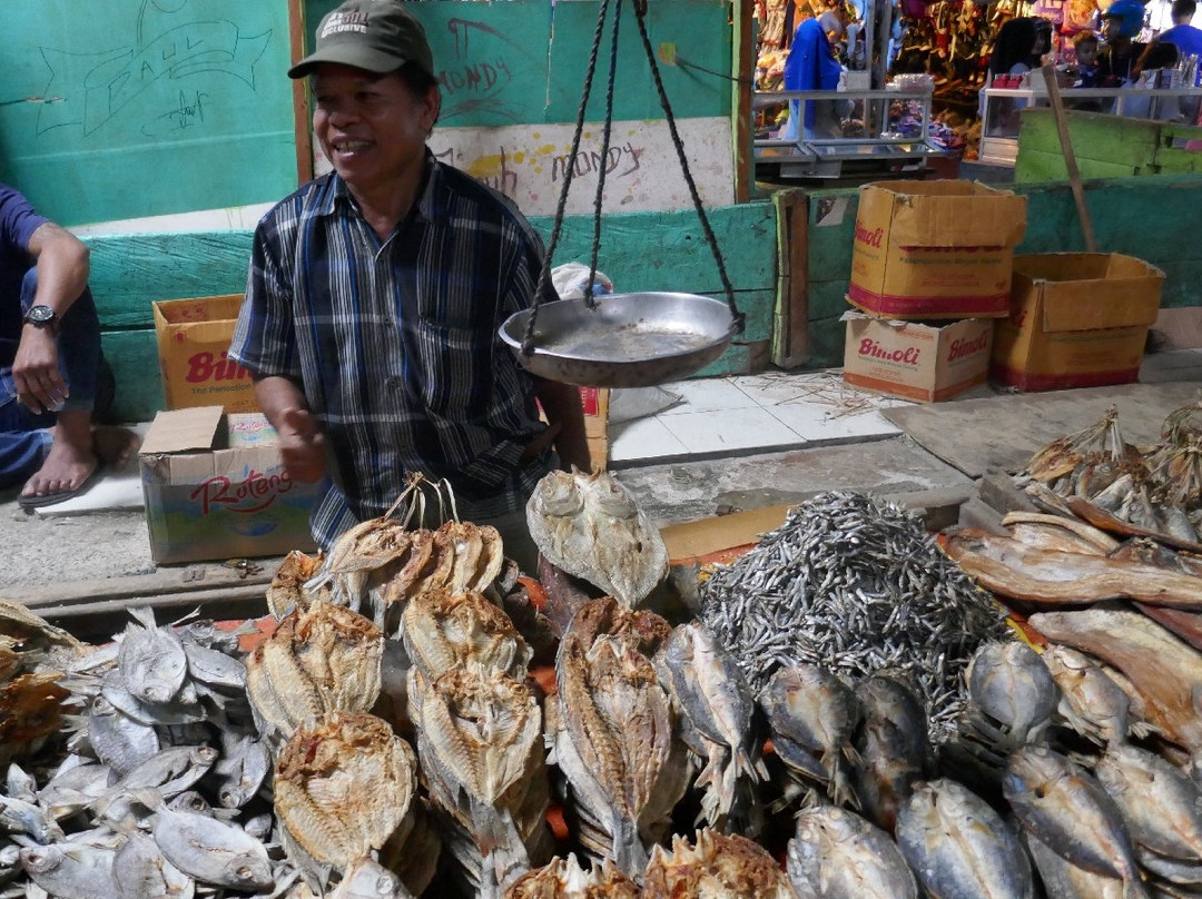 Traditional Market Ruteng景点图片