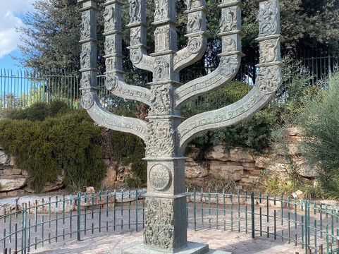 The Israeli Tour Guide Elad Lichtenberg-特拉维夫必去景点