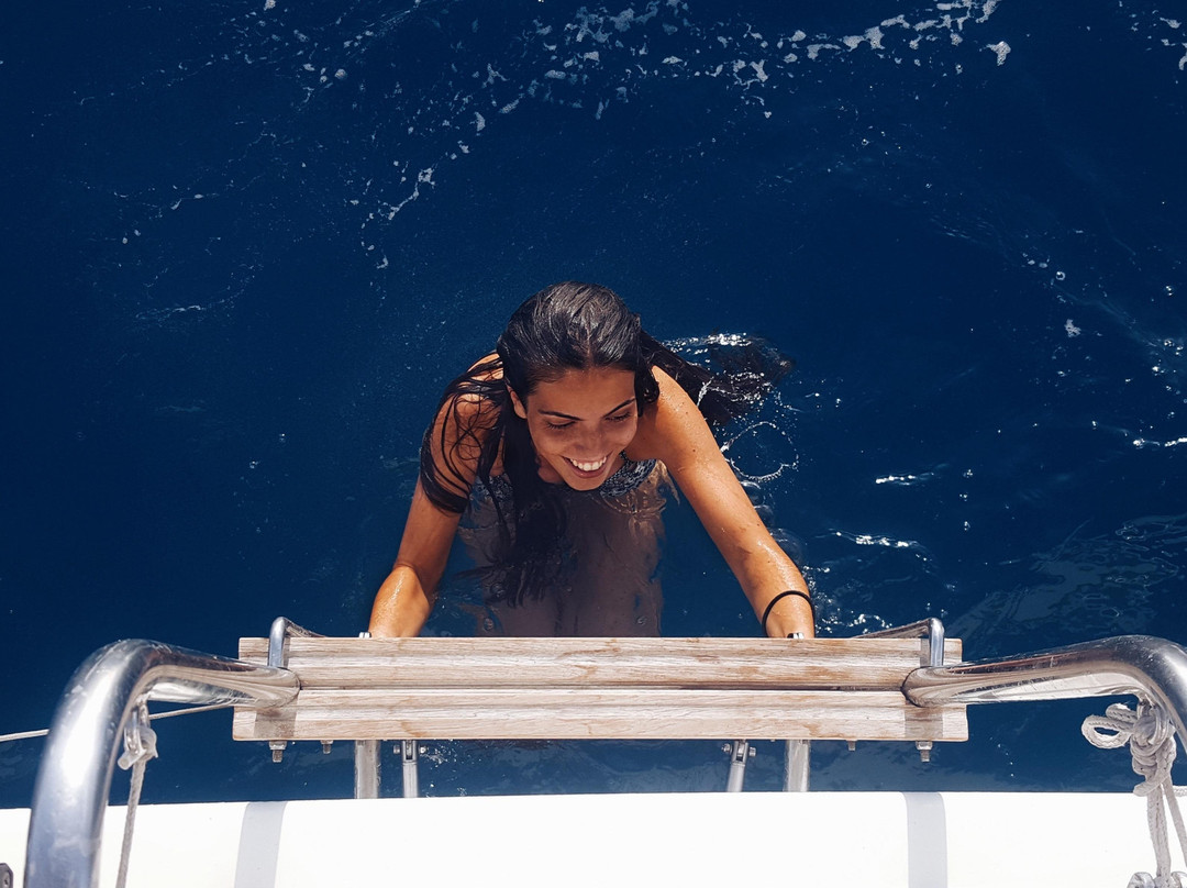 RESTLESS SPIRIT SAILING YACHT-罗塞斯必去景点