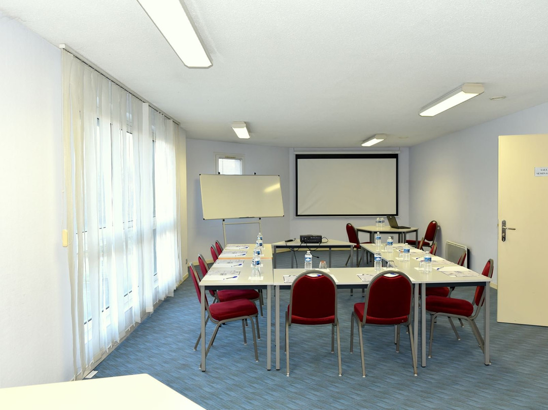 基里亚德尚贝里拉沃尔酒店主图