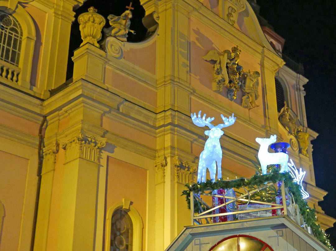 Baroque Christmas Market景点图片