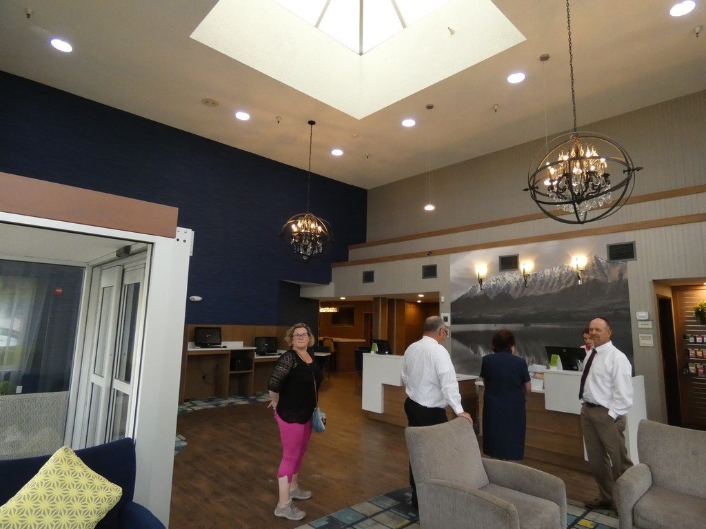 La Quinta Inn & Suites by Wyndham Logan-浴室