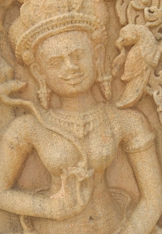 Prasat Si Khoraphum景点图片