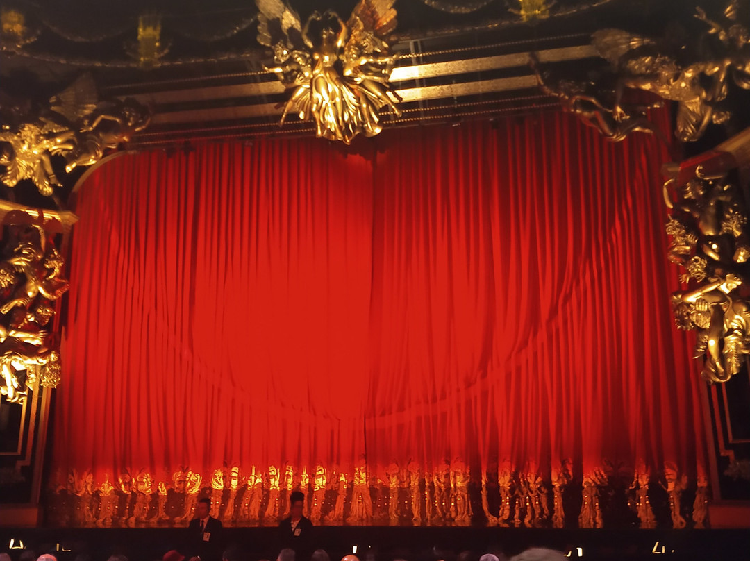 Renault Theatre - The Phantom of the Opera景点图片
