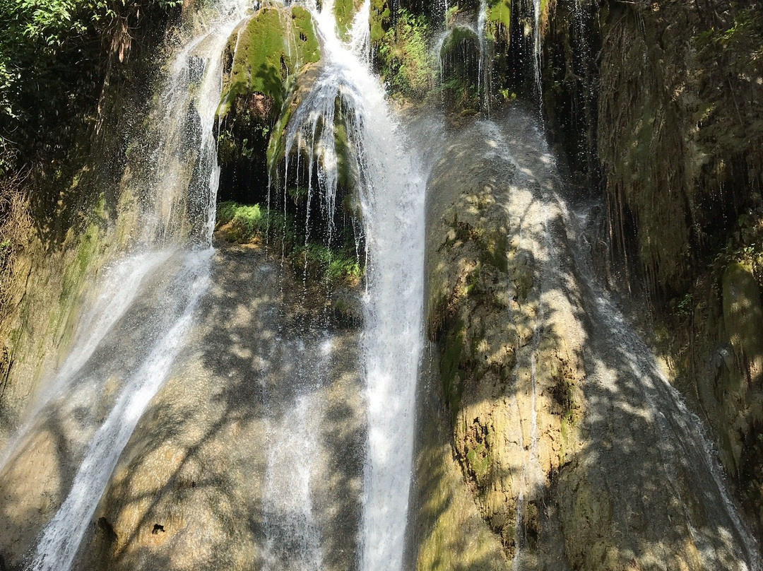 Batlag Falls景点图片