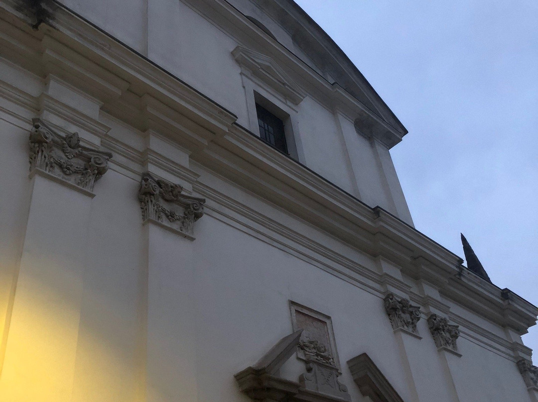 Chiesa S. Lorenzo-Cuveglio必去景点