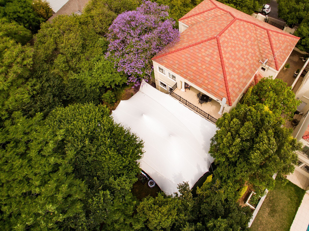 Ninety North Guest House主图