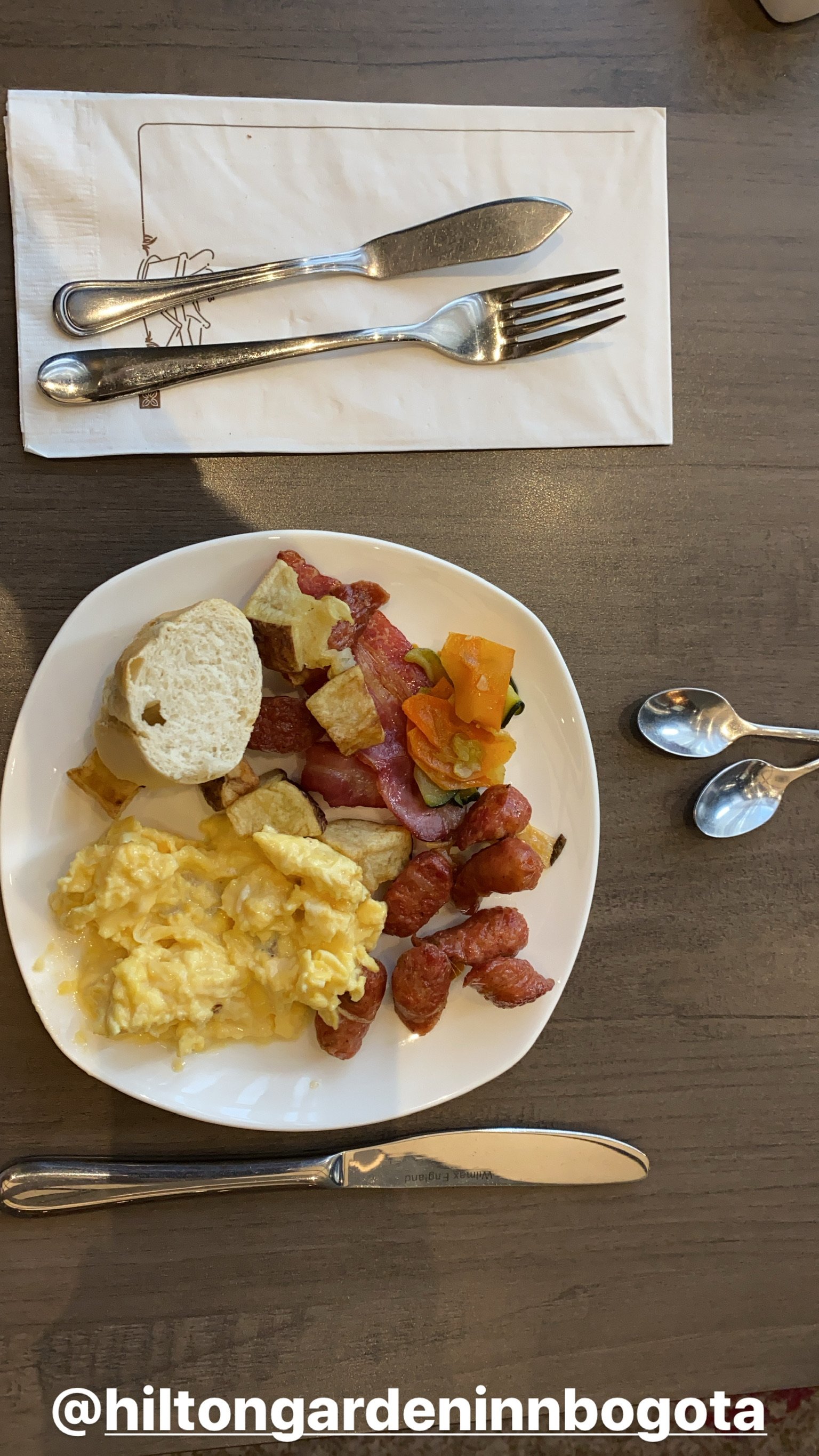 Hilton Garden Inn Bogota Airport-餐饮