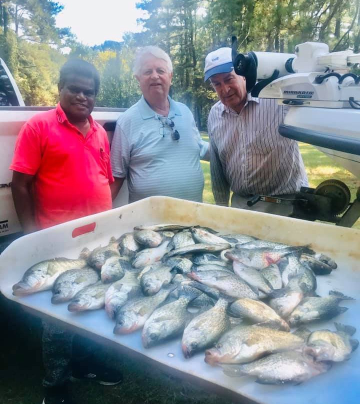 Fishin Addiction Guide Service-利文斯顿必去景点