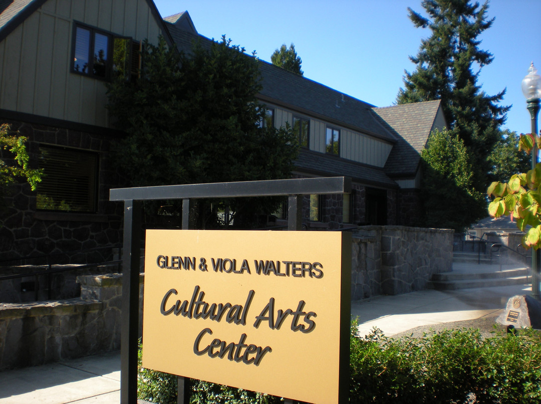 Glenn and Viola Walters Cultural Art Center景点图片