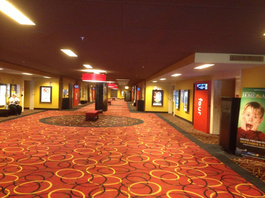 AMC Theaters景点图片