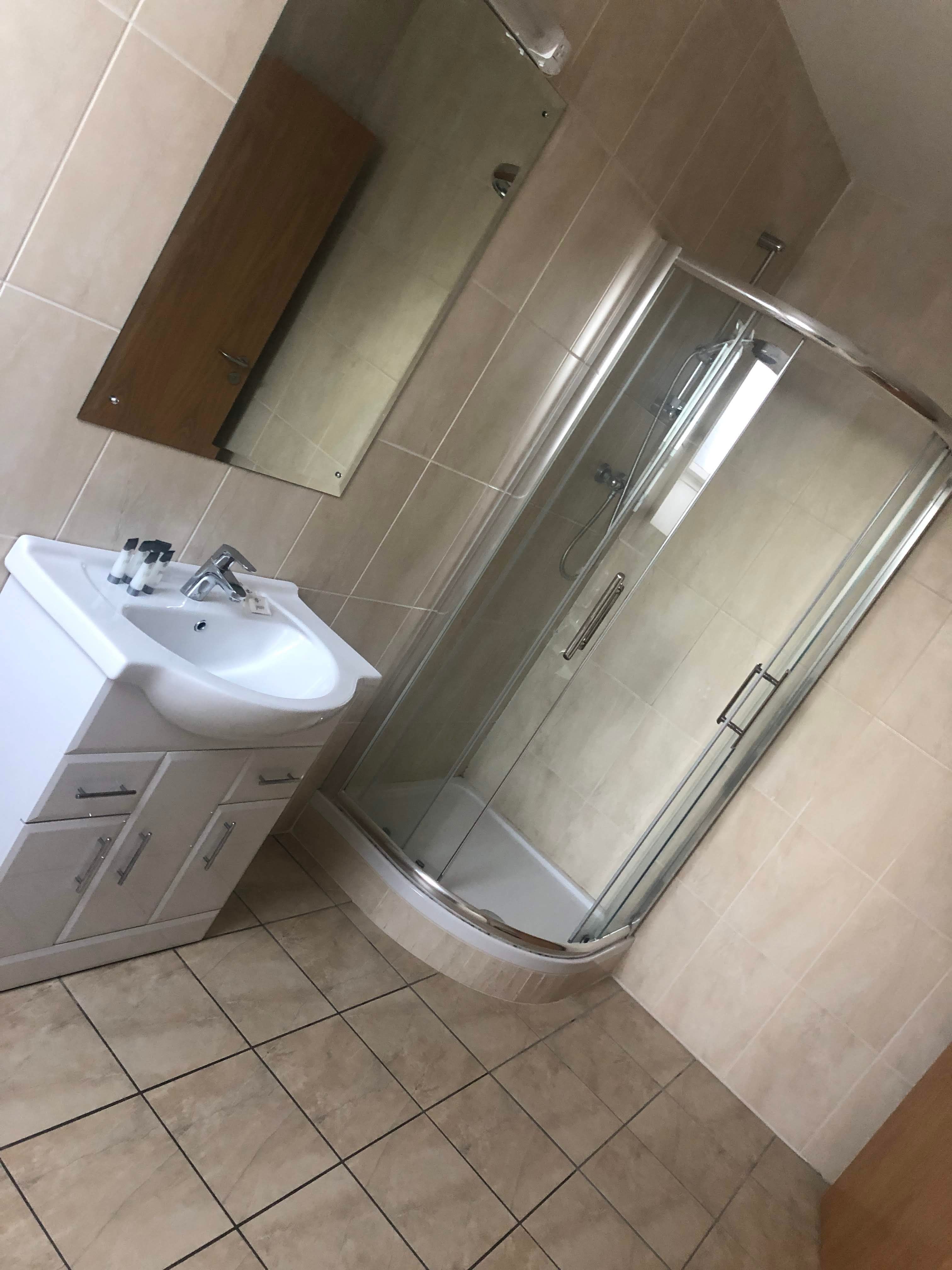 Kinvara Guesthouse-浴室