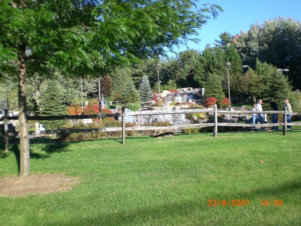 Banana Village Mini Golf-北康威必去景点