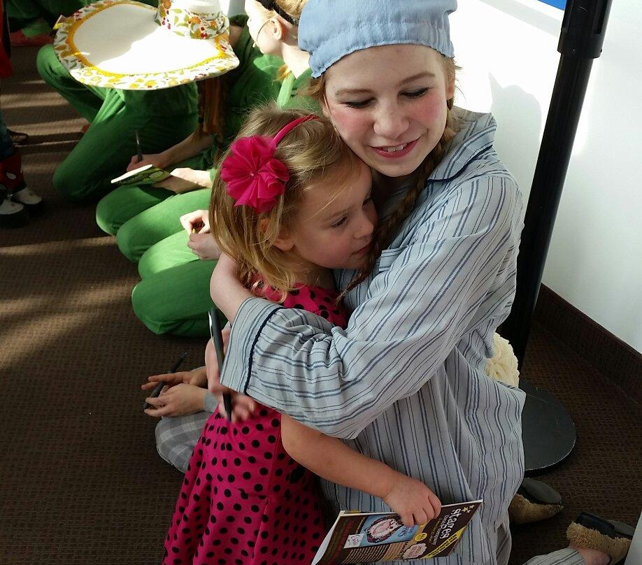 Hopkins旅游景点-Stages Theatre Company