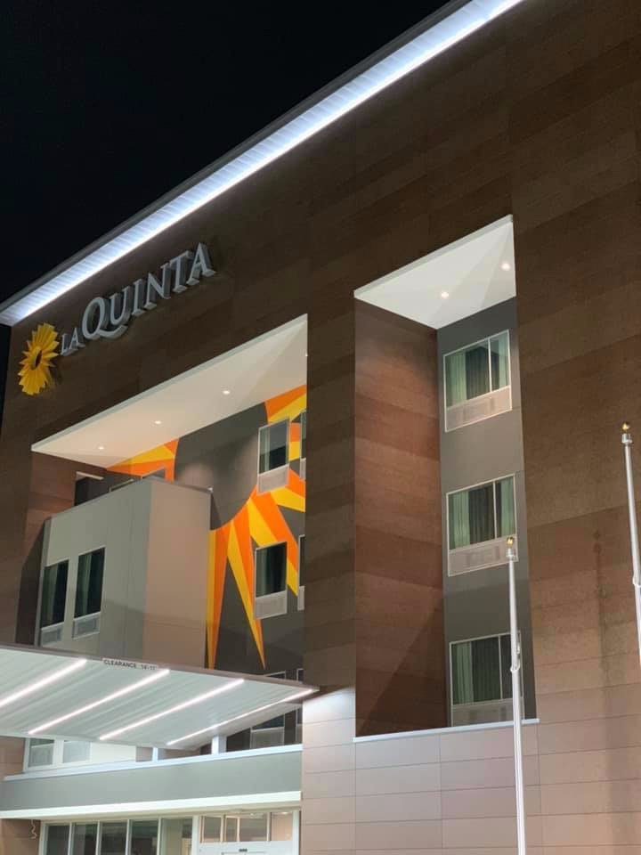 克利奇站北拉昆塔温德姆套房酒店-浴室