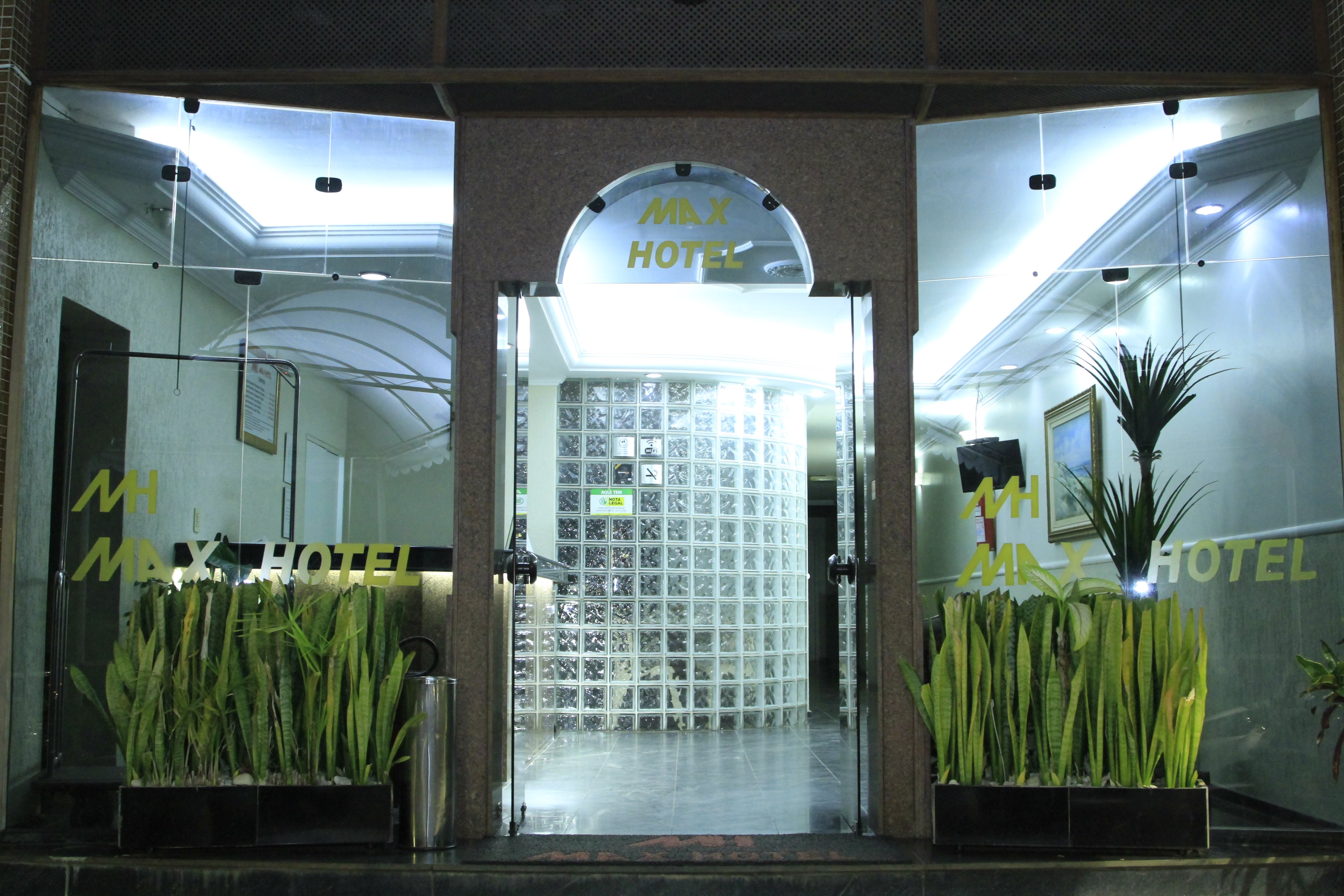 Max Hotel-官方