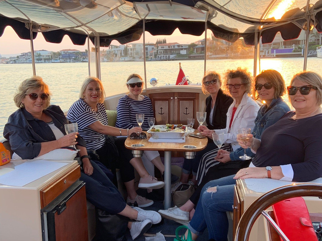 Duffy Down Under Boat Hire, Cruises & Tours-冲浪者天堂必去景点