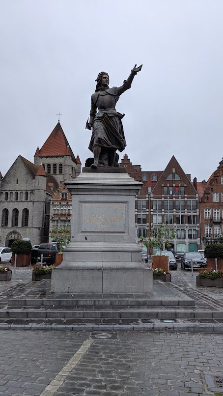 Christine de Lalaing Princesse d'Espinoy-图尔奈必去景点