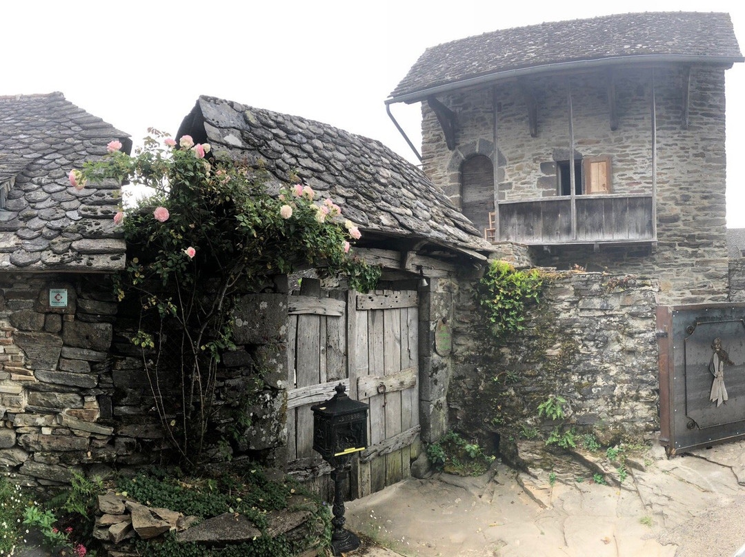 Château de Valon景点图片