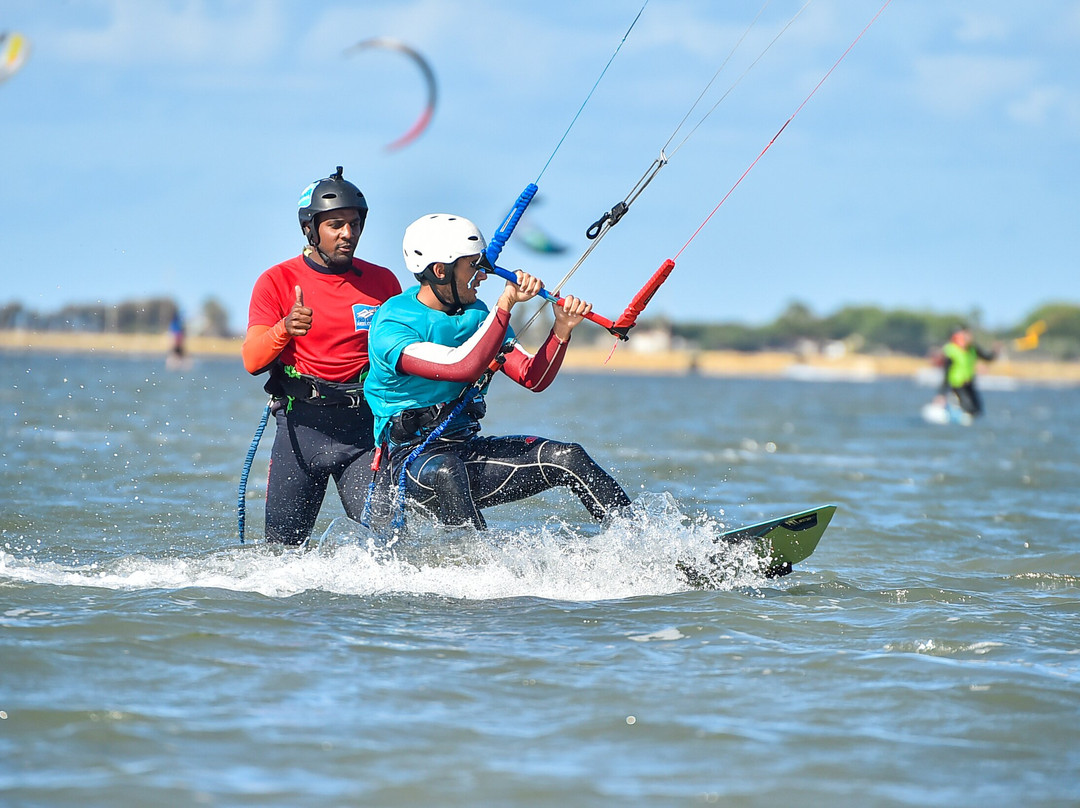 Ariel Corniel Kiteboarding Pro Center-马尔萨拉必去景点
