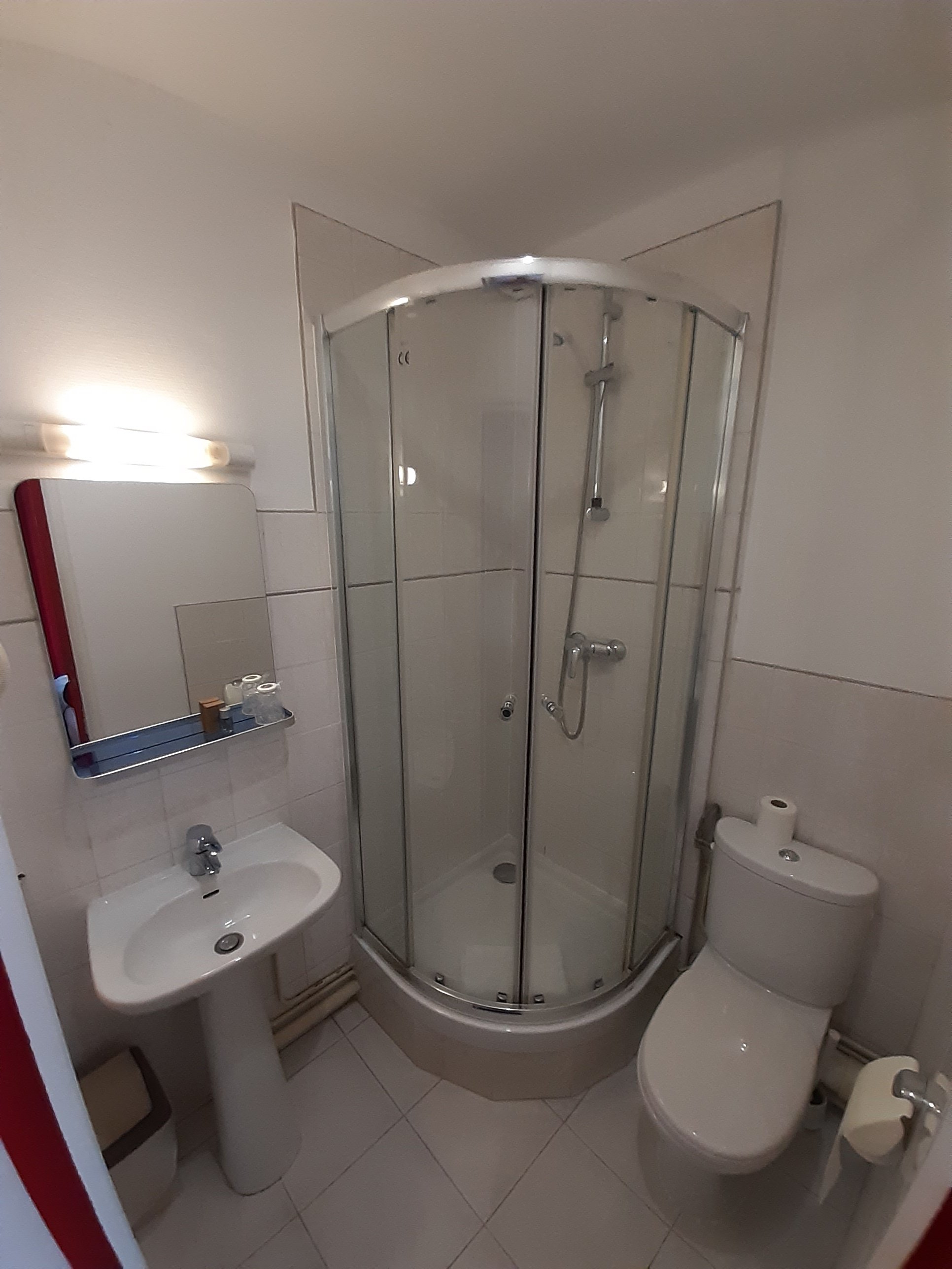 Hotel Paris La Defense-浴室