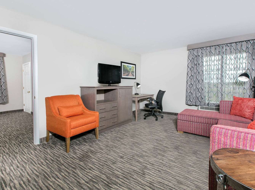 La Quinta Inn & Suites by Wyndham Fredericksburg主图