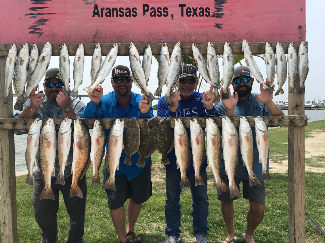 Charles Ives To The Limit Guide Service-Aransas Pass必去景点