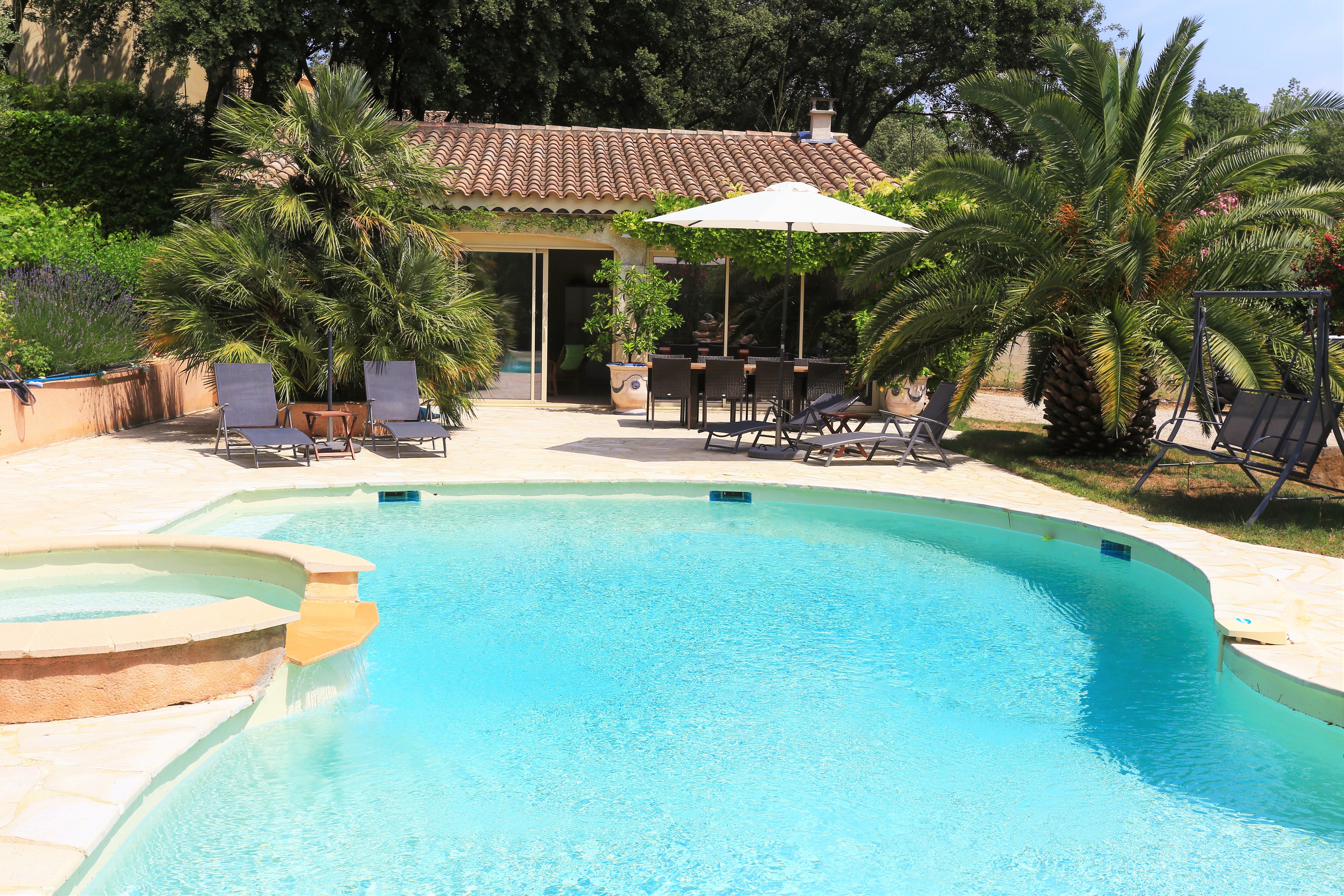 Les Santolines En Provence-官方