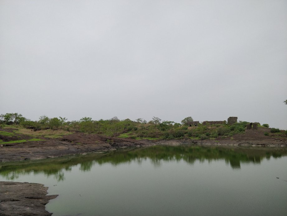 Narnala Fort景点图片